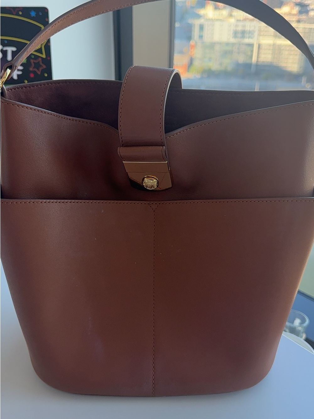 Veronica Beard "The Crest Lock" Leather Bucket Bag - Picture 3 of 6